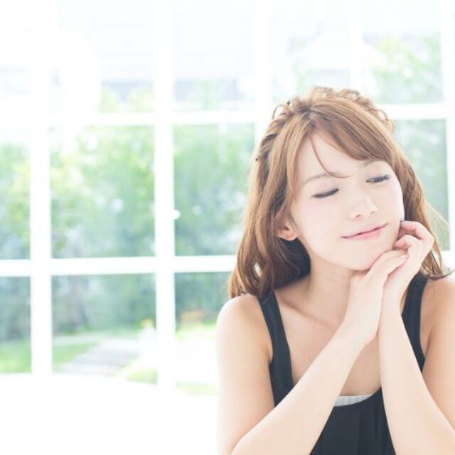 ネイルや目元まで華やかに仕上げる専門施術